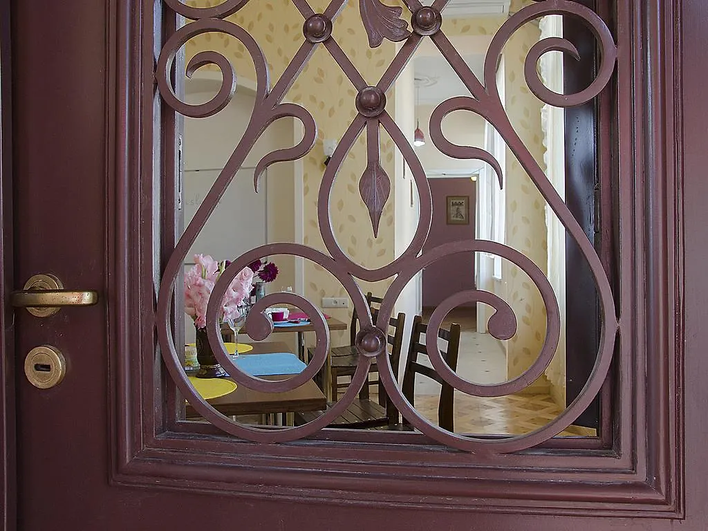Griboedov Hostel & Suites تبليسي