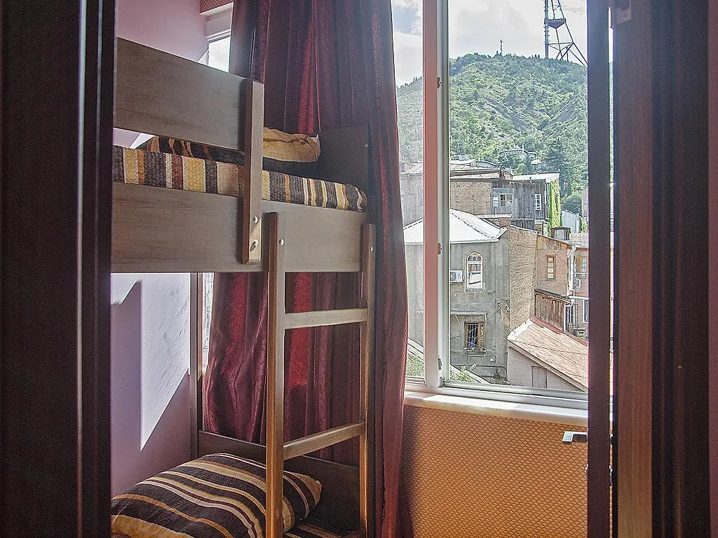 Griboedov Hostel & Suites تبليسي جورجيا