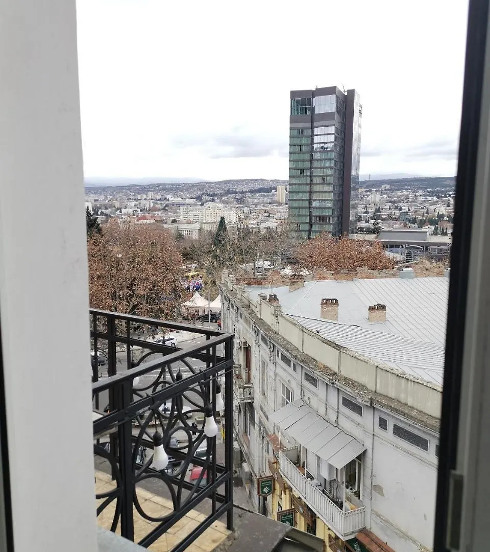 Griboedov Hostel & Suites تبليسي